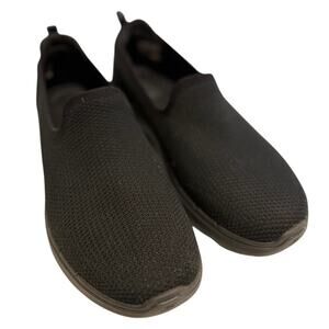 Skechers Go Walk Women’s Black Size 9 Slip On - Relaxed Fit Lightweight